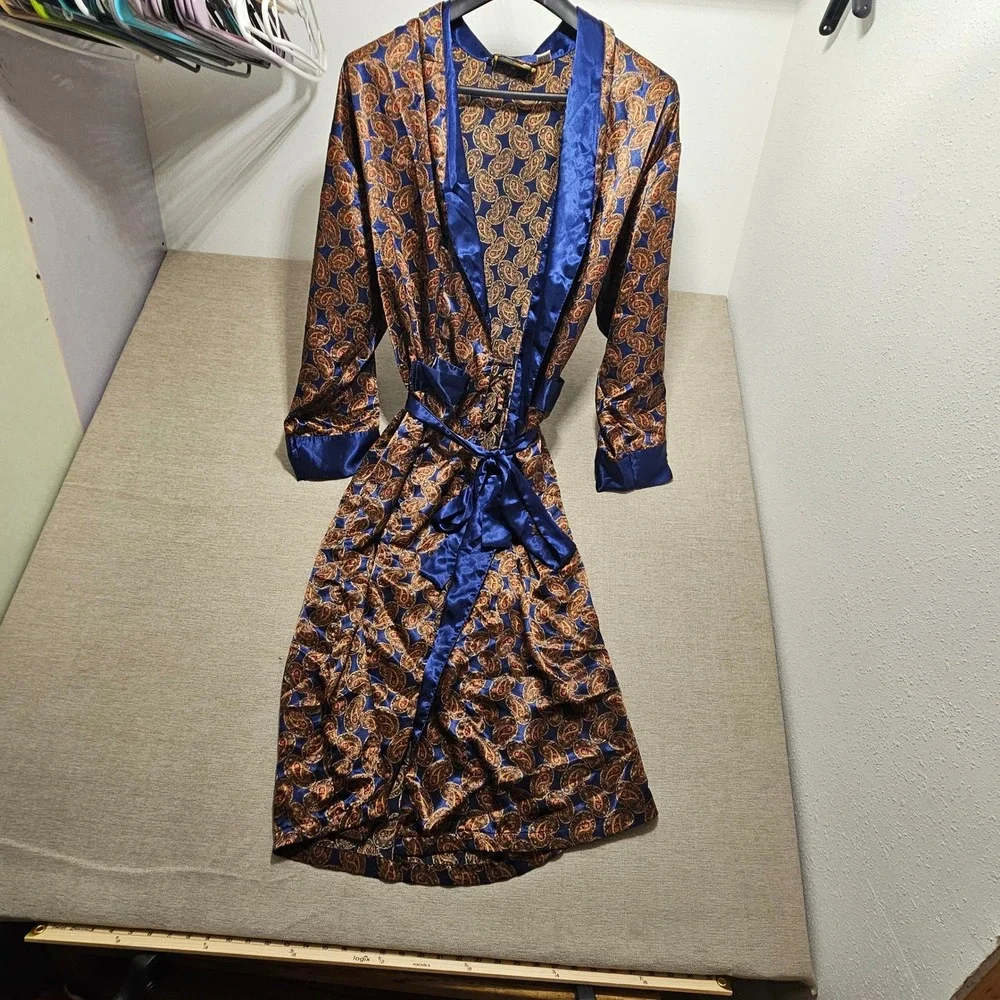 Number 1 London Mens‎ Paisley Robe Blue Gold Satin Long Dressing Gown S/M 48in